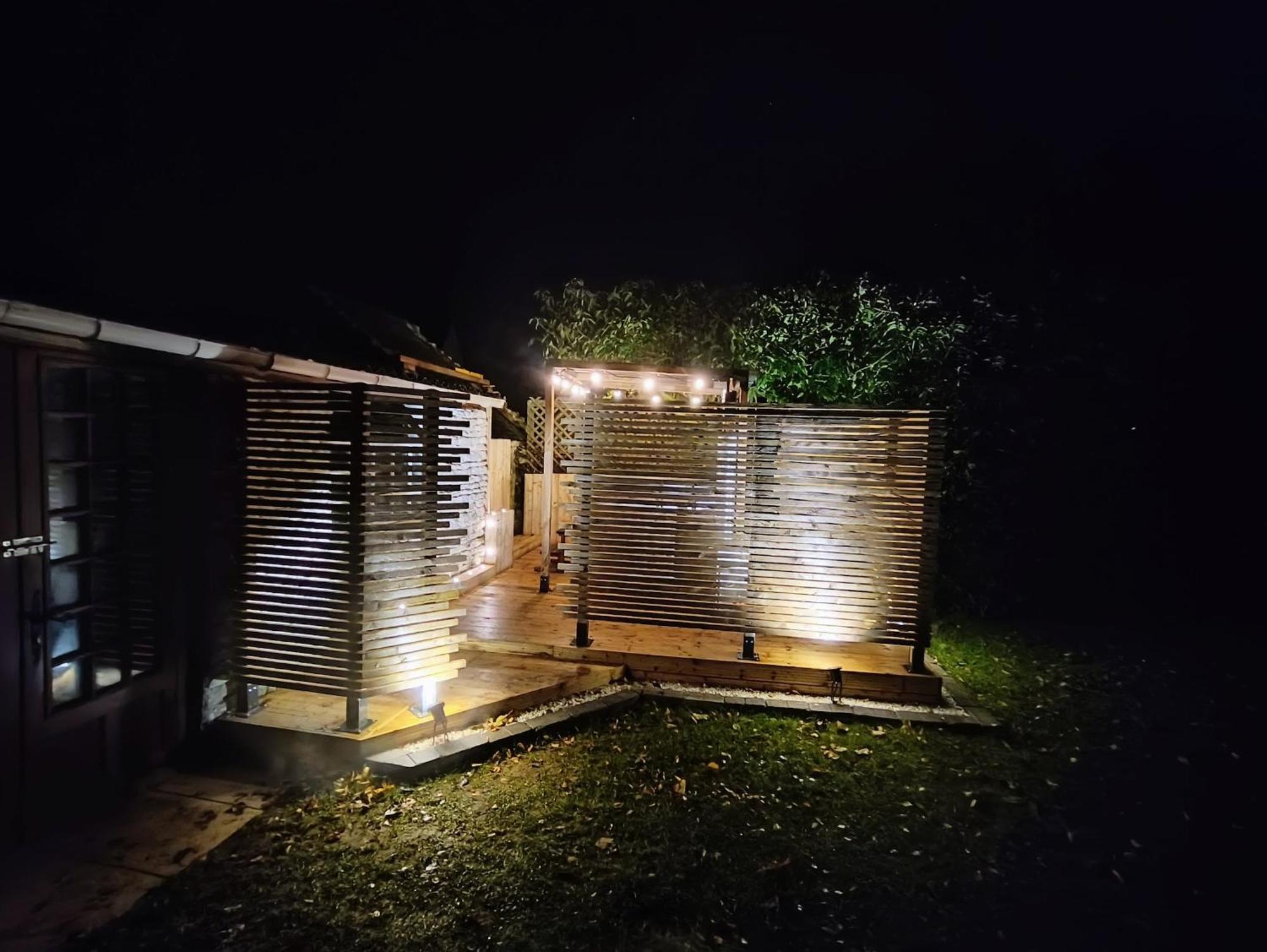 Gite 4 Personnes Avec Piscine Et Bain Nordique Proche Des Plages Du Debarquement Le Manoir  Exteriér fotografie