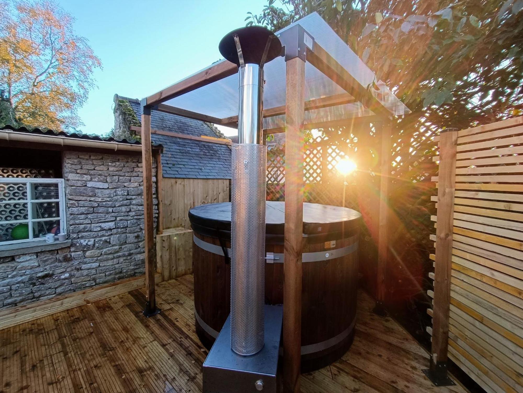 Gite 4 Personnes Avec Piscine Et Bain Nordique Proche Des Plages Du Debarquement Le Manoir  Exteriér fotografie