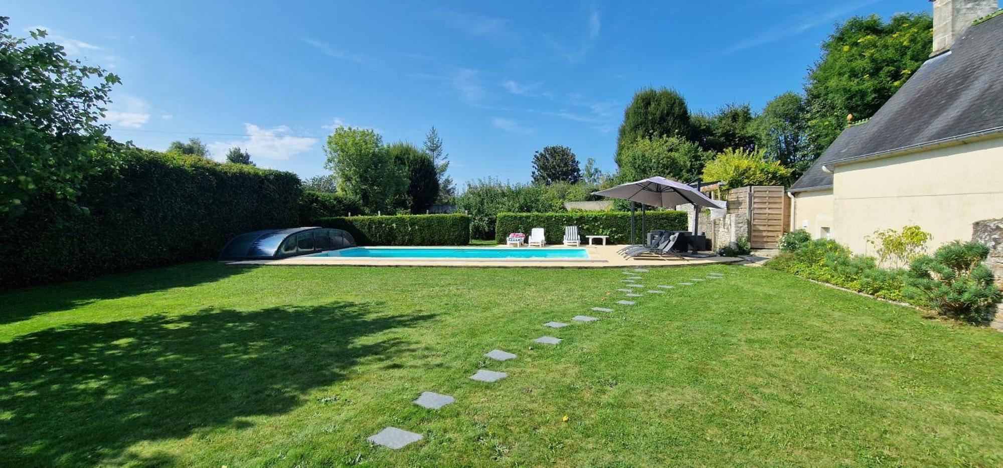 Gite 4 Personnes Avec Piscine Et Bain Nordique Proche Des Plages Du Debarquement Le Manoir  Exteriér fotografie