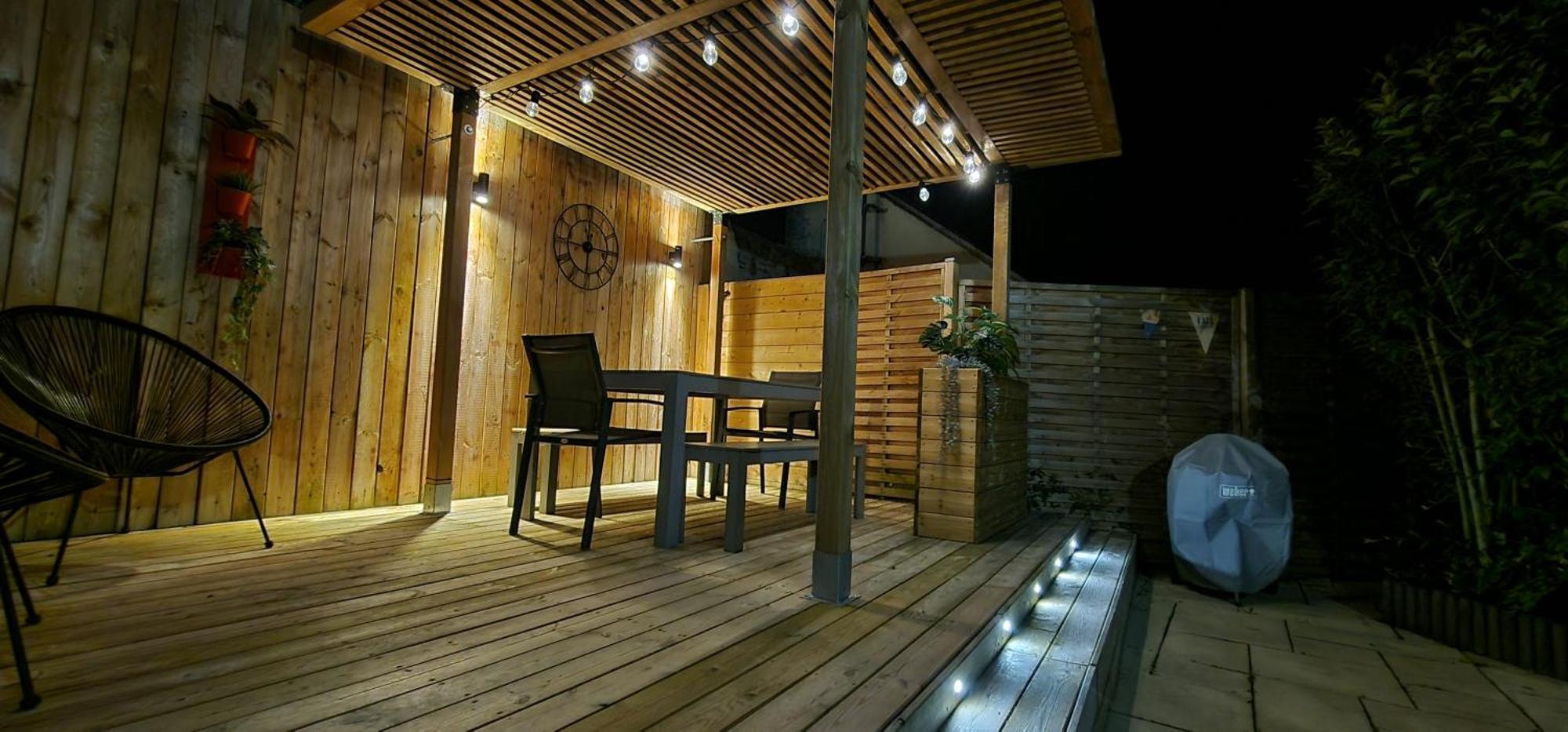 Gite 4 Personnes Avec Piscine Et Bain Nordique Proche Des Plages Du Debarquement Le Manoir  Exteriér fotografie